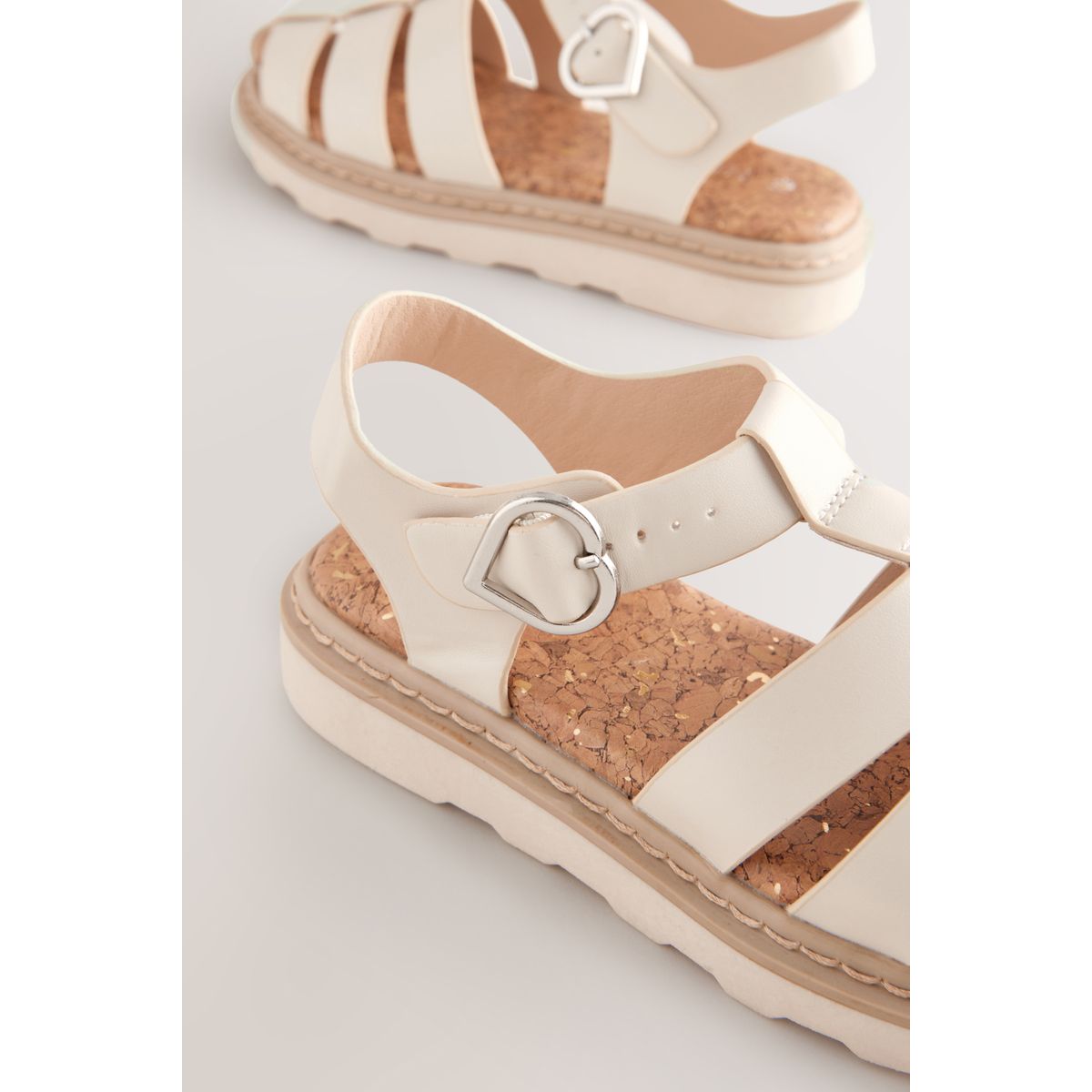 Sandales épaisses en plastique style pêcheur blanc, NEXT