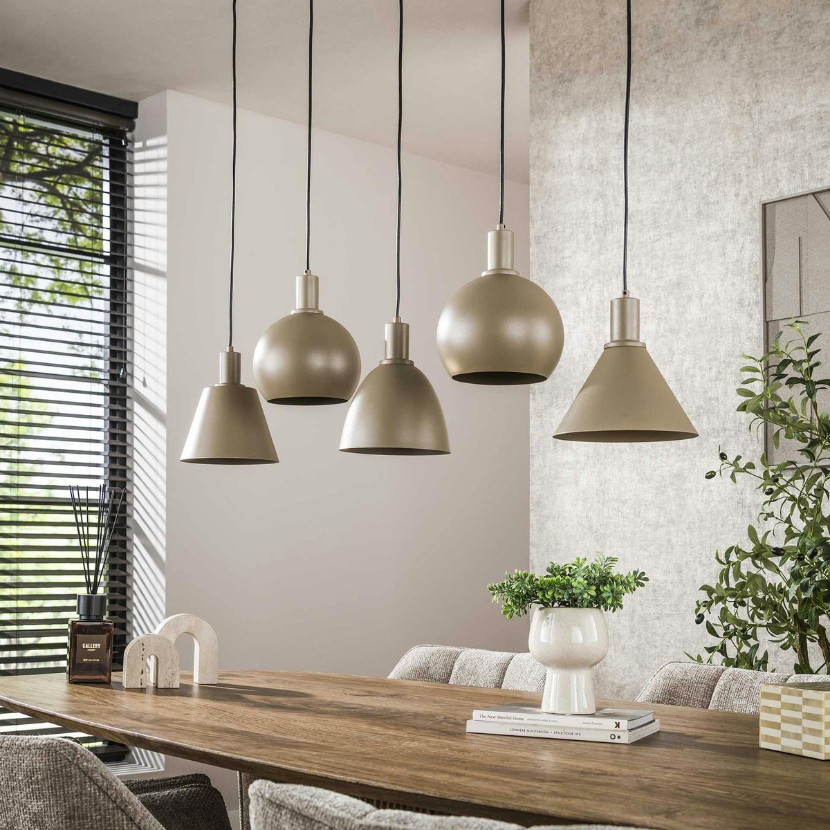 Suspension 5 abat-jour métal moderne TRIBECA beige, PIER IMPORT
