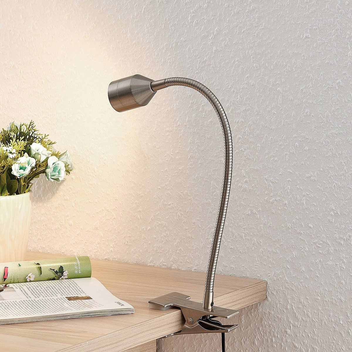 Lampe à pince en métal moderneLED, Djamila nickel satiné, LINDBY