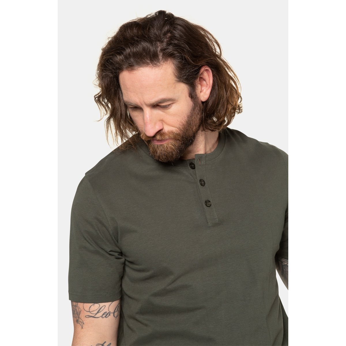 T-shirt Henley olive foncé, JP1880