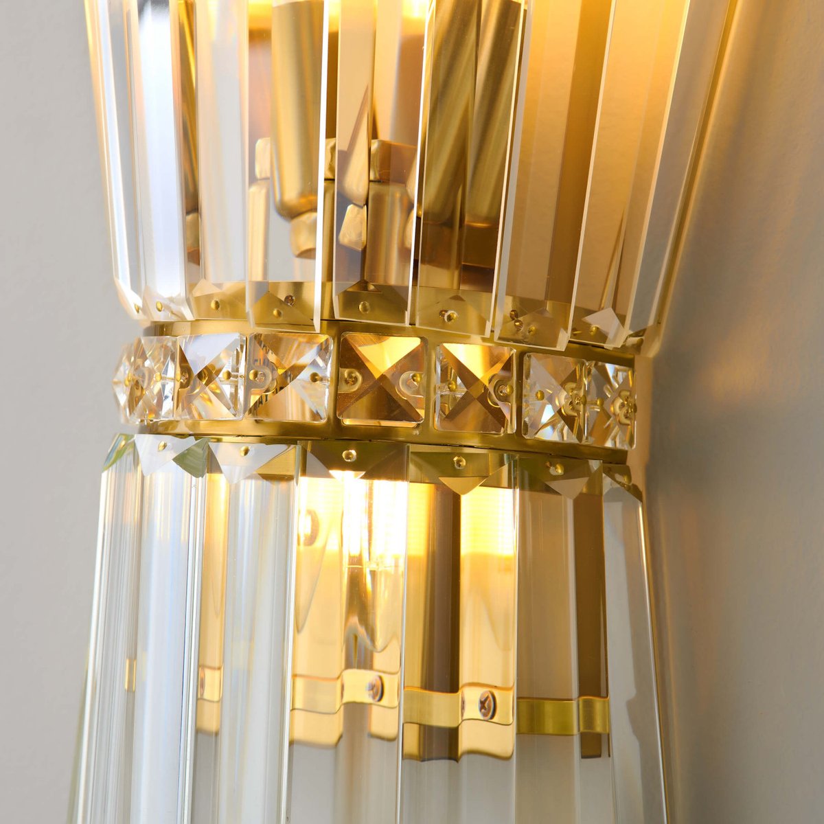 Applique cristal et structure dorée - GIOVA transparent et doré, KOSILUM