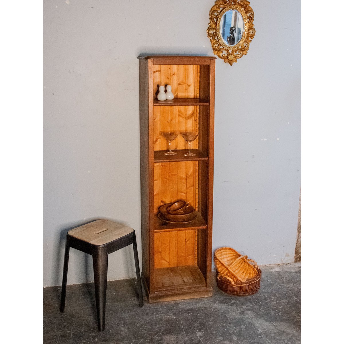 Grande étagère en bois foncé Gaëlle N°286 - Bon état bois foncé, DEBONGOUT