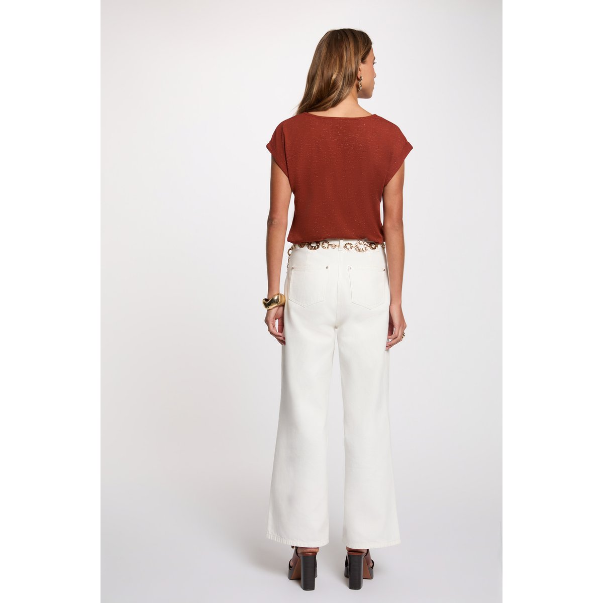 T-shirt brillant col v marron cognac, MORGAN