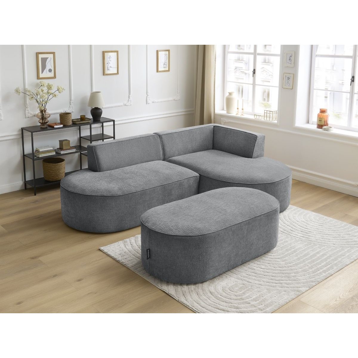 Canapé d'angle fixe 5 places en tissu texturé avec pouf, ROUSSEAU gris foncé, BOBOCHIC
