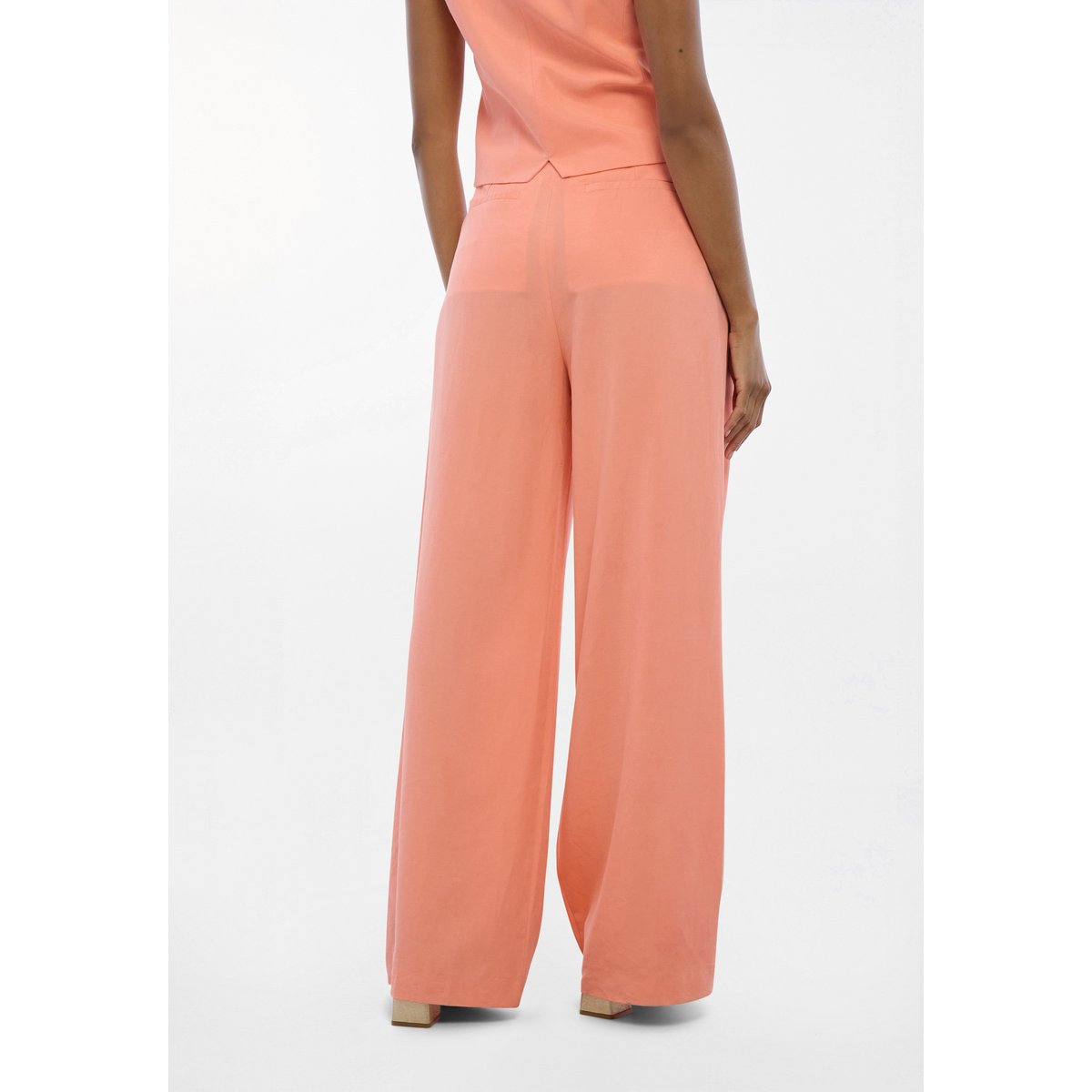 Pantalon palazzo à plis en lin mélangé corail, LOLA CASADEMUNT