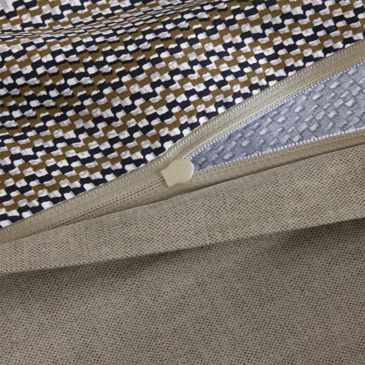 Housse de couette en satin de coton beige, MODERNIST multicolore, BOSS HOME