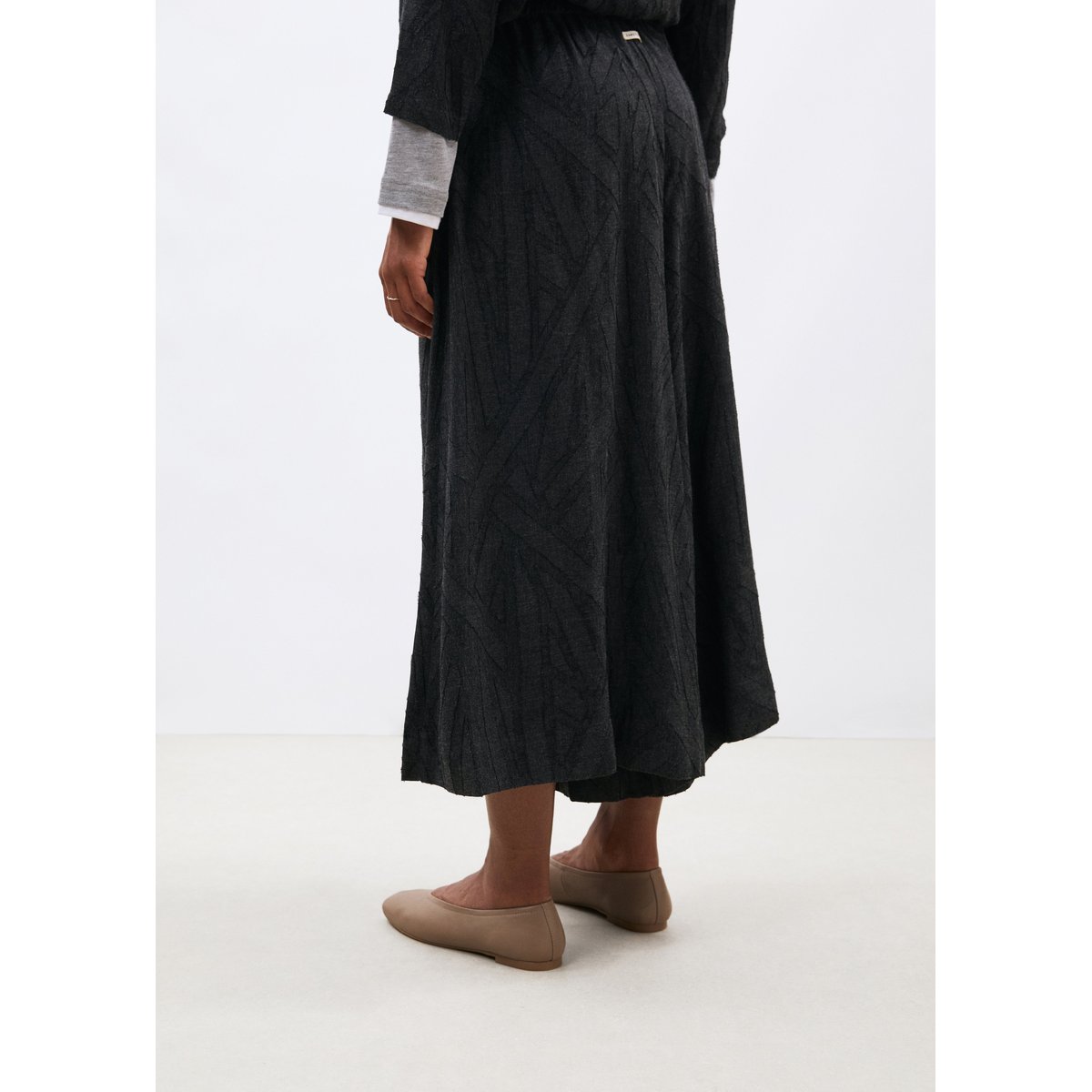 Pantalon large 7/8ème en flanelle jacquard anthracite, HUMILITY