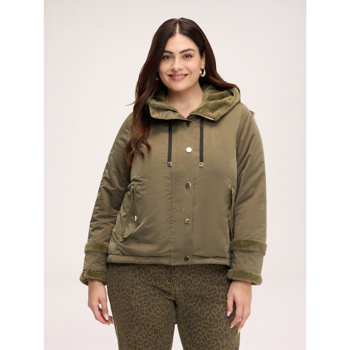 Veste matelassée avec détails en peluche verde militare, FIORELLA RUBINO