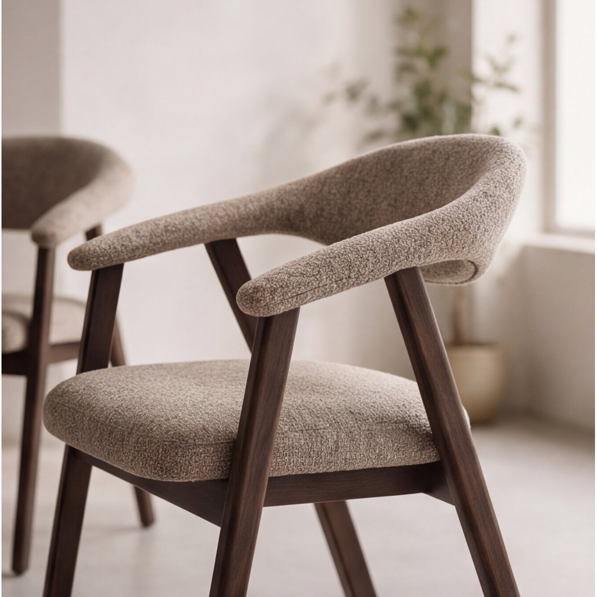 Lot de 2 chaises en bois et tissu chiné, BARBARA taupe, bois foncé, HAPPY GARDEN