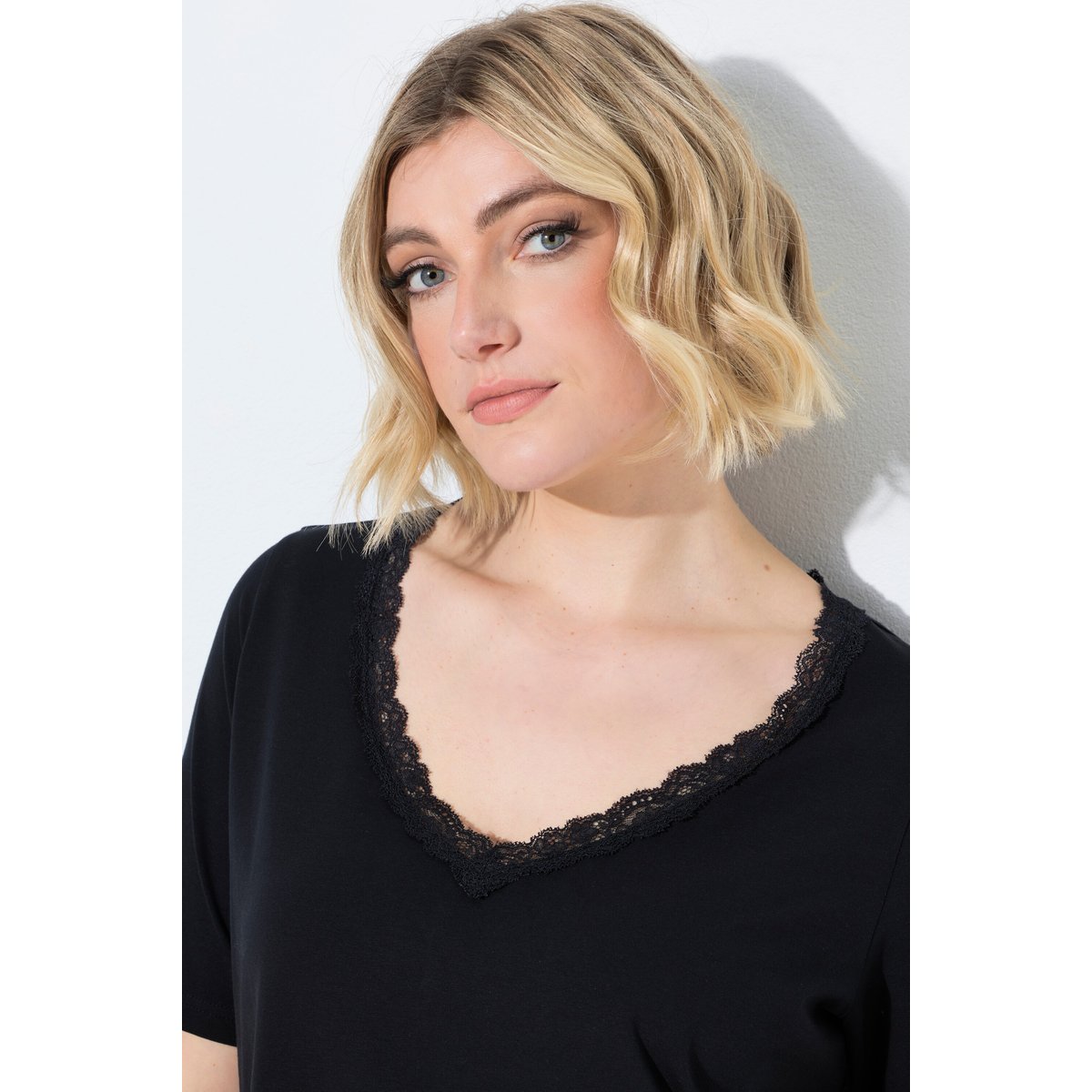 T-shirt avec dentelle noir, ULLA POPKEN
