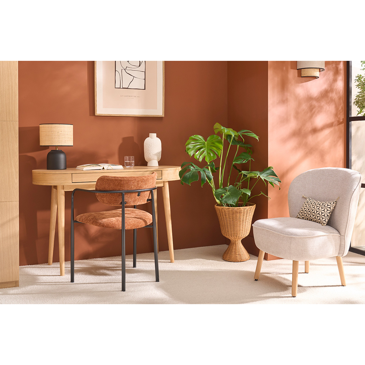 Fauteuil scandinave en tissu effet velours texturé terre brûlée et bois clair AMANITA blanc, MILIBOO
