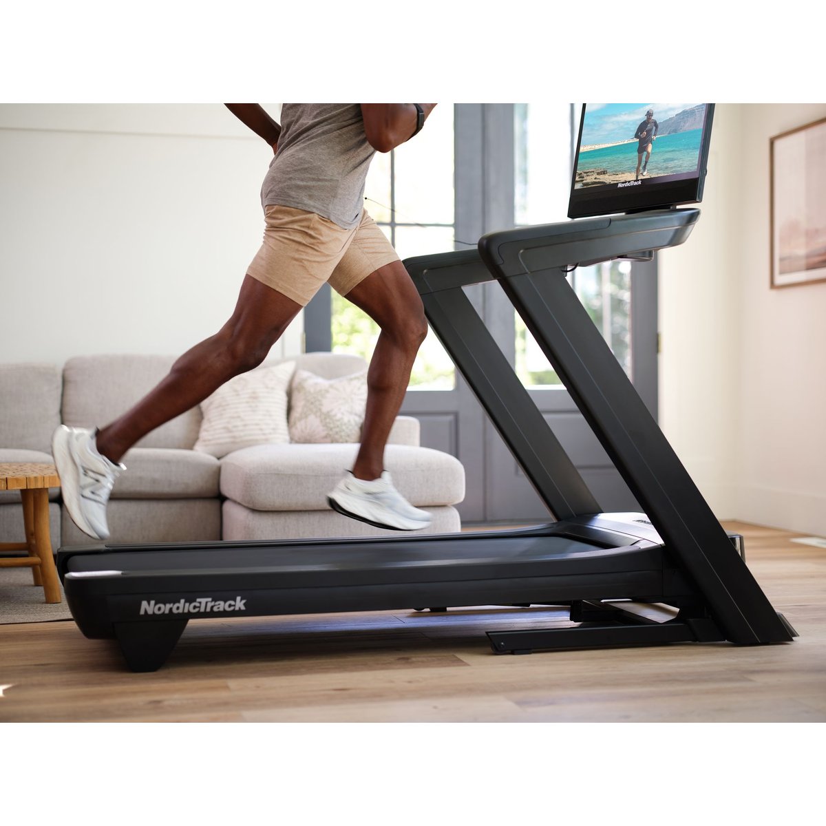 Tapis de course T Series 8 Pliable / 20 km/h noir, NORDICTRACK
