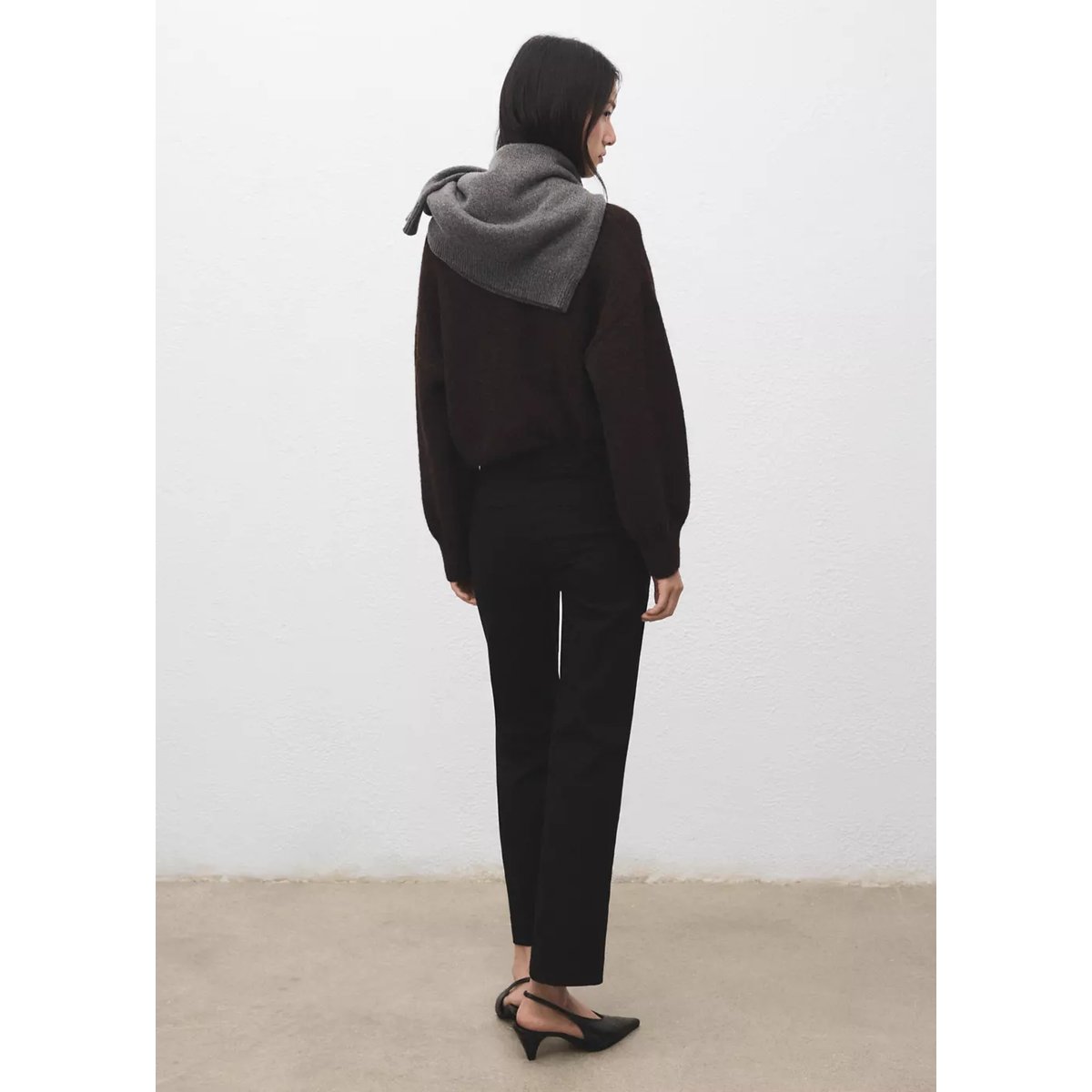 Pantalon droit 7/8 noir, MANGO