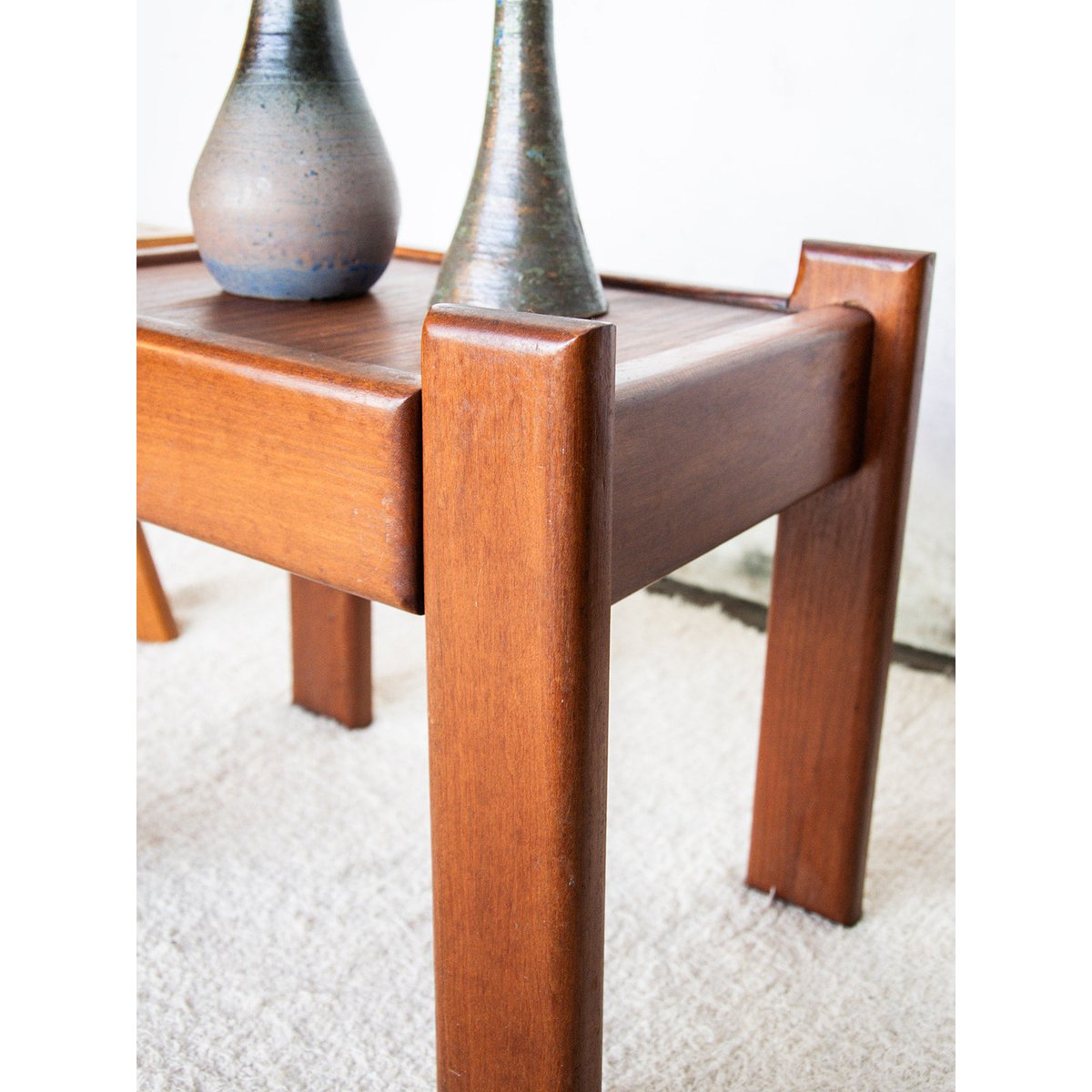 Table de chevet Maïa N°83 - Bon état bois, DEBONGOUT