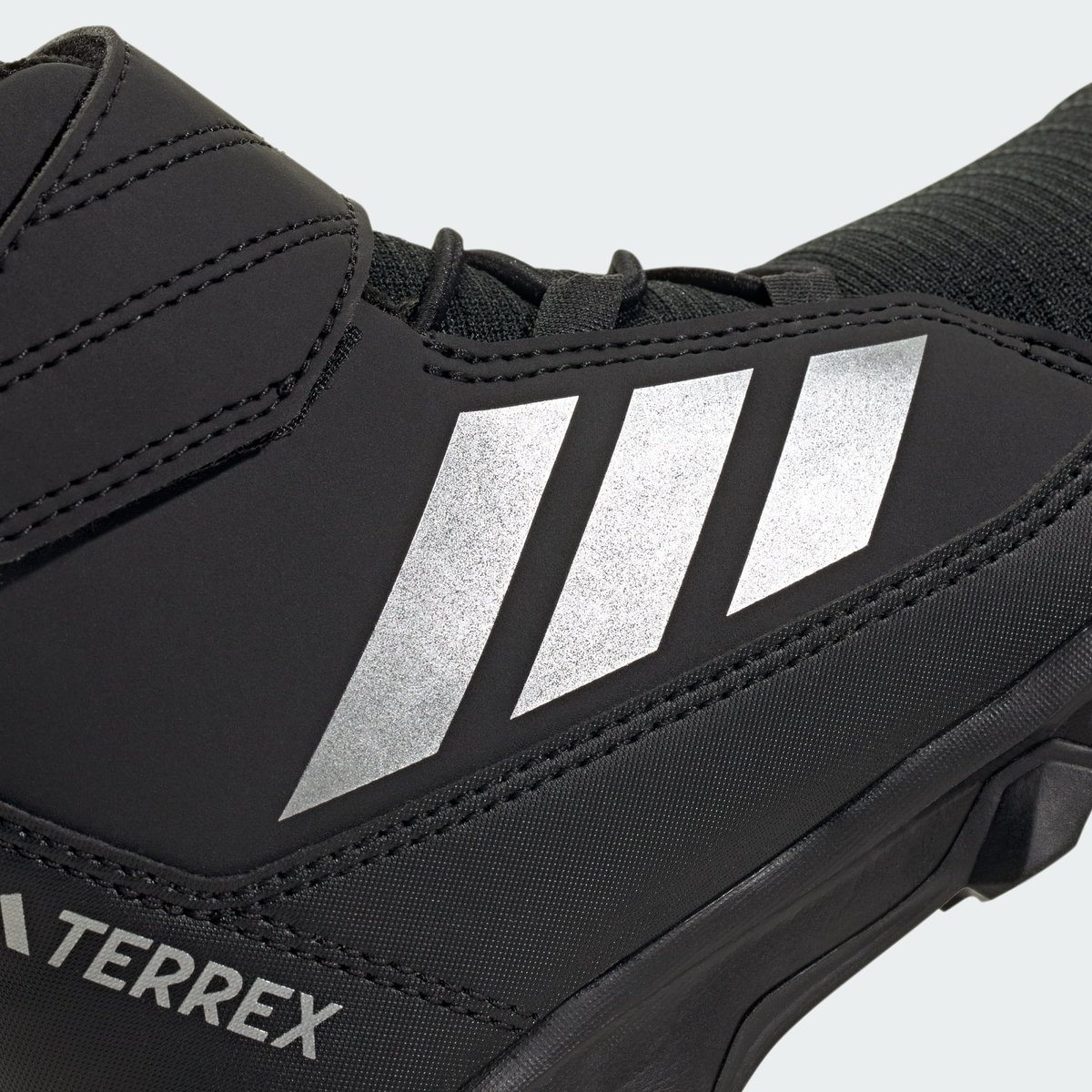 Chaussure De Neige Hiver Terrex Cf Climawarm Enfants Chaussure De Neige Hiver Terrex Cf Climawarm Enfants core black / matte silver / core black, adidas Performance