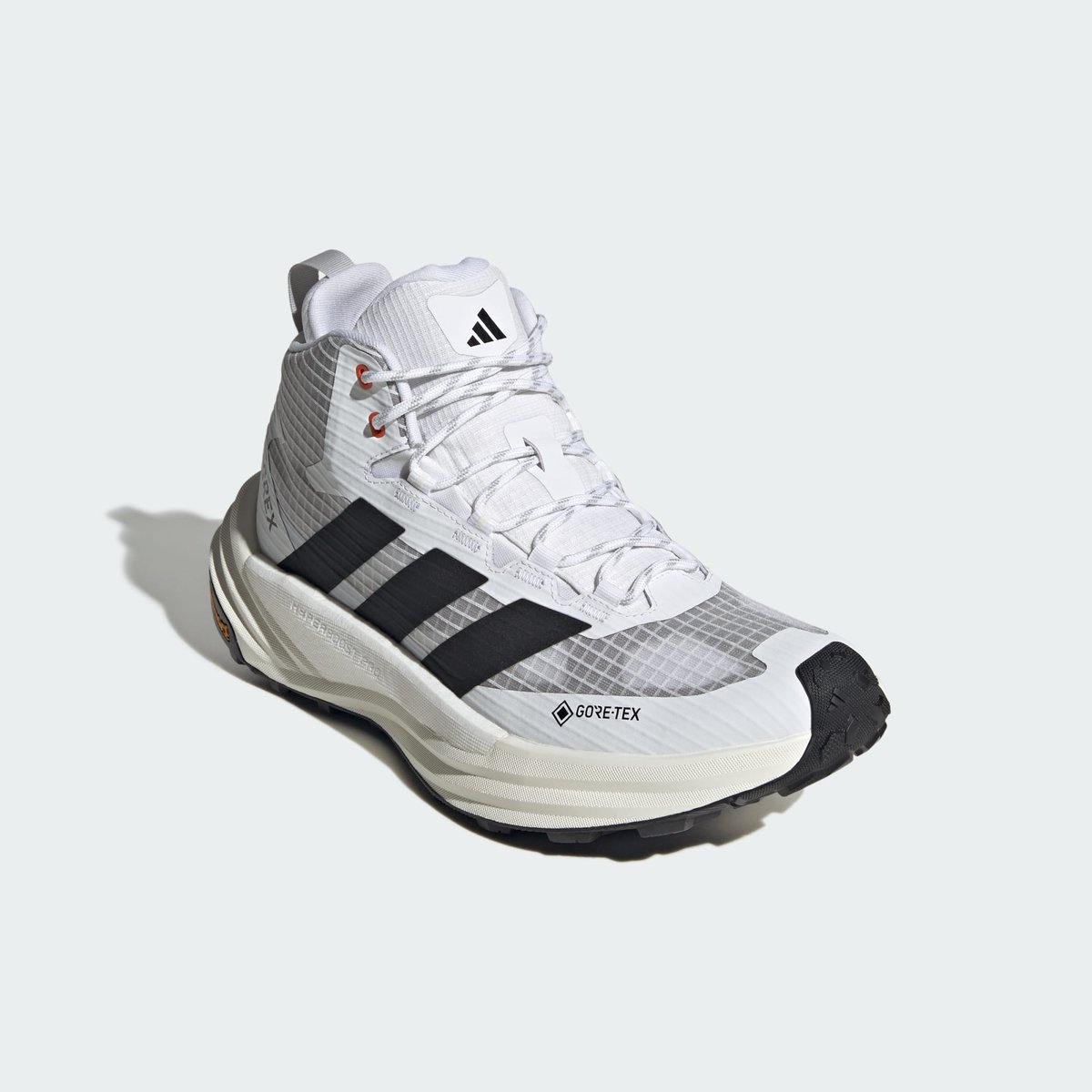 Chaussure De Randonnée Terrex Freehiker 3 Mid Gore-Tex Chaussure De Randonnée Terrex Freehiker 3 Mid Gore-Tex cloud white / core black / off white, adidas Performance