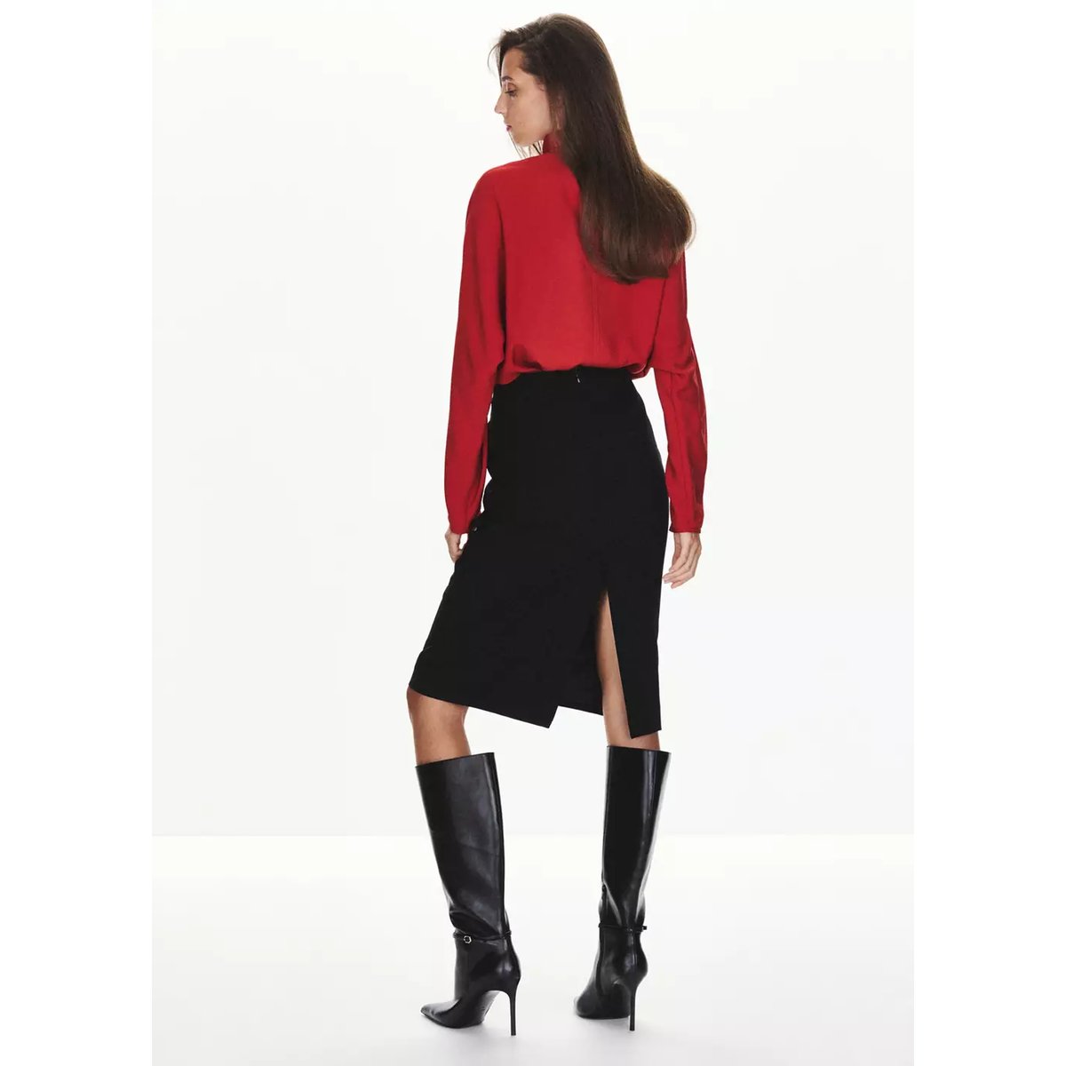 Chemisier droit col montant rouge, MANGO