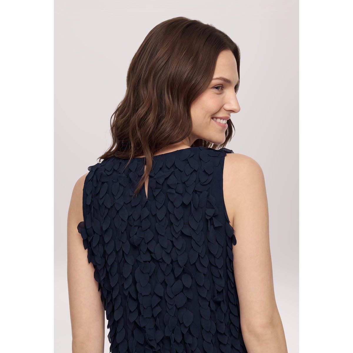 Robe de cocktail sans manches night sky, VERA MONT
