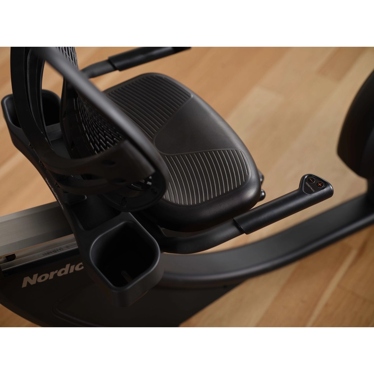 Vélo Semi-Allongé GX10 / 26 niveaux de résistances noir, NORDICTRACK