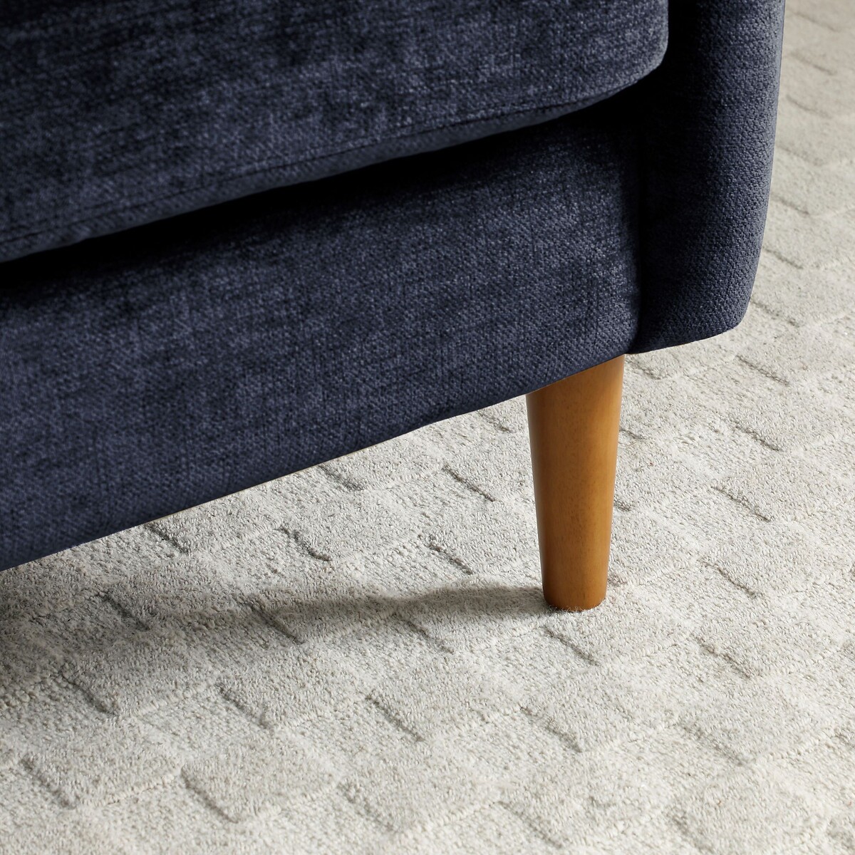 Rossa Chenille Wingback Armchair navy, ÉDITÉ