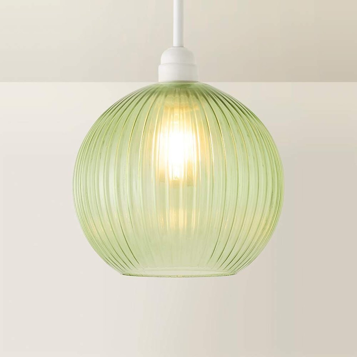 Maddy Ribbed Glass Easy Fit Pendant Shade green, ÉDITÉ