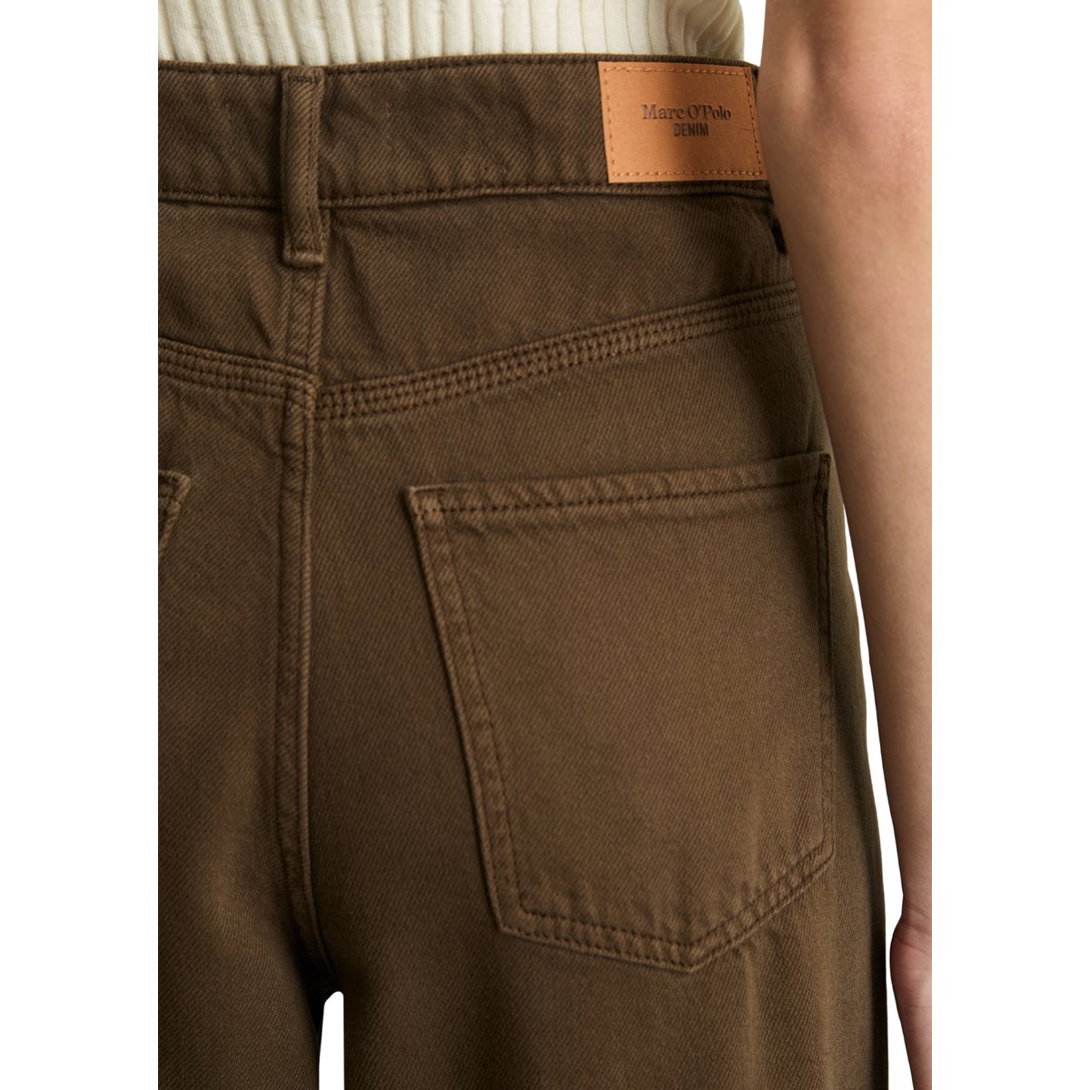 Jeans modèle Tomma large en mélange coton organique-lyocell-modal marron fonce, MARC O’POLO DENIM