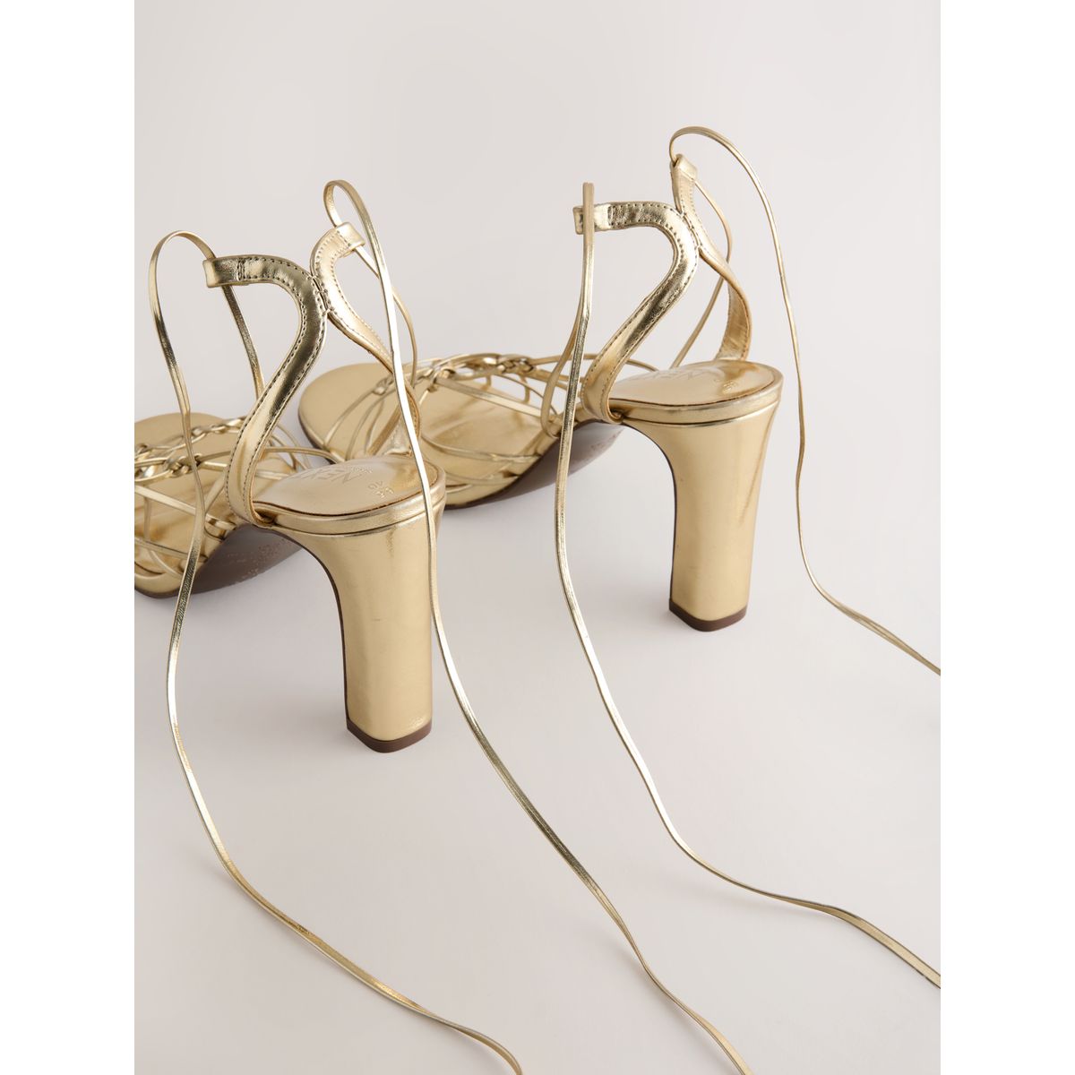 Sandales à brides et talon forever comfort® doré, NEXT
