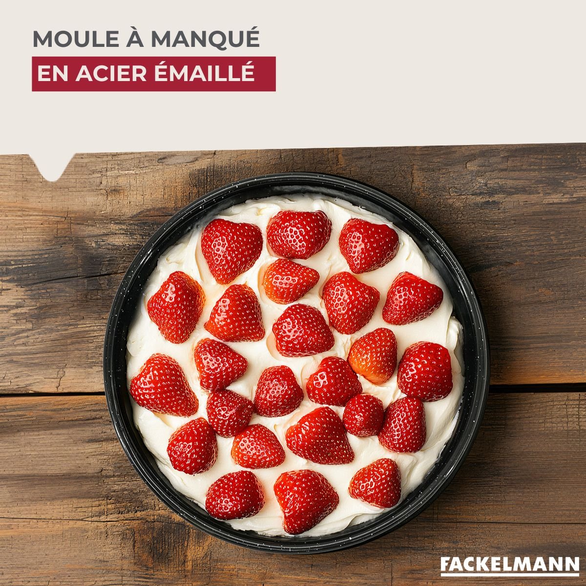 Moule à manqué émaillé 26 cm noir, FACKELMANN