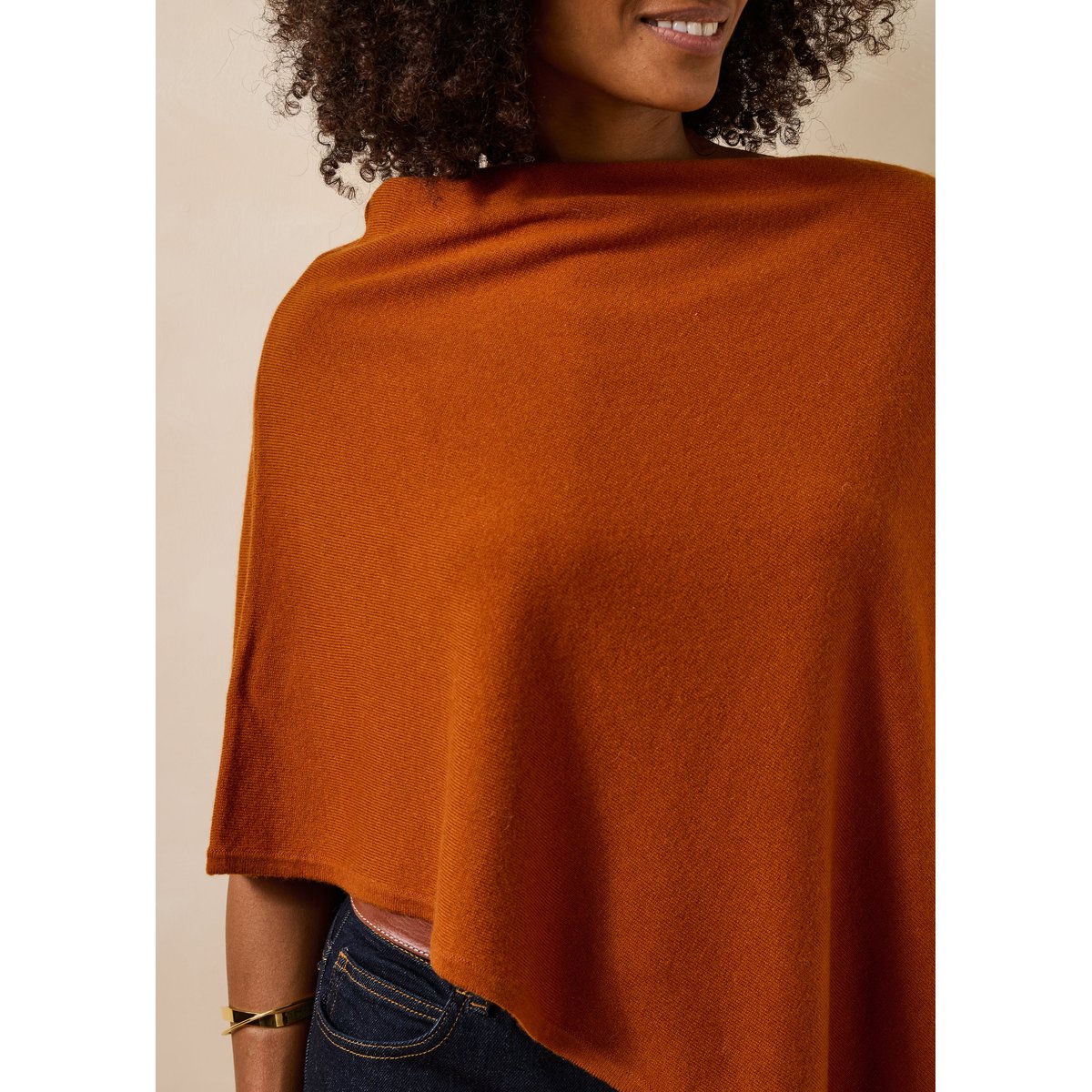 Pull cape en maille fine laine et cachemire cognac, LA FEE MARABOUTEE