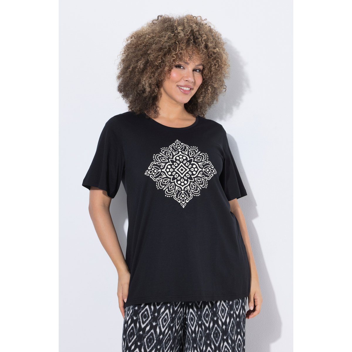 T-shirt en modal mélangé avec imprimé noir, ULLA POPKEN