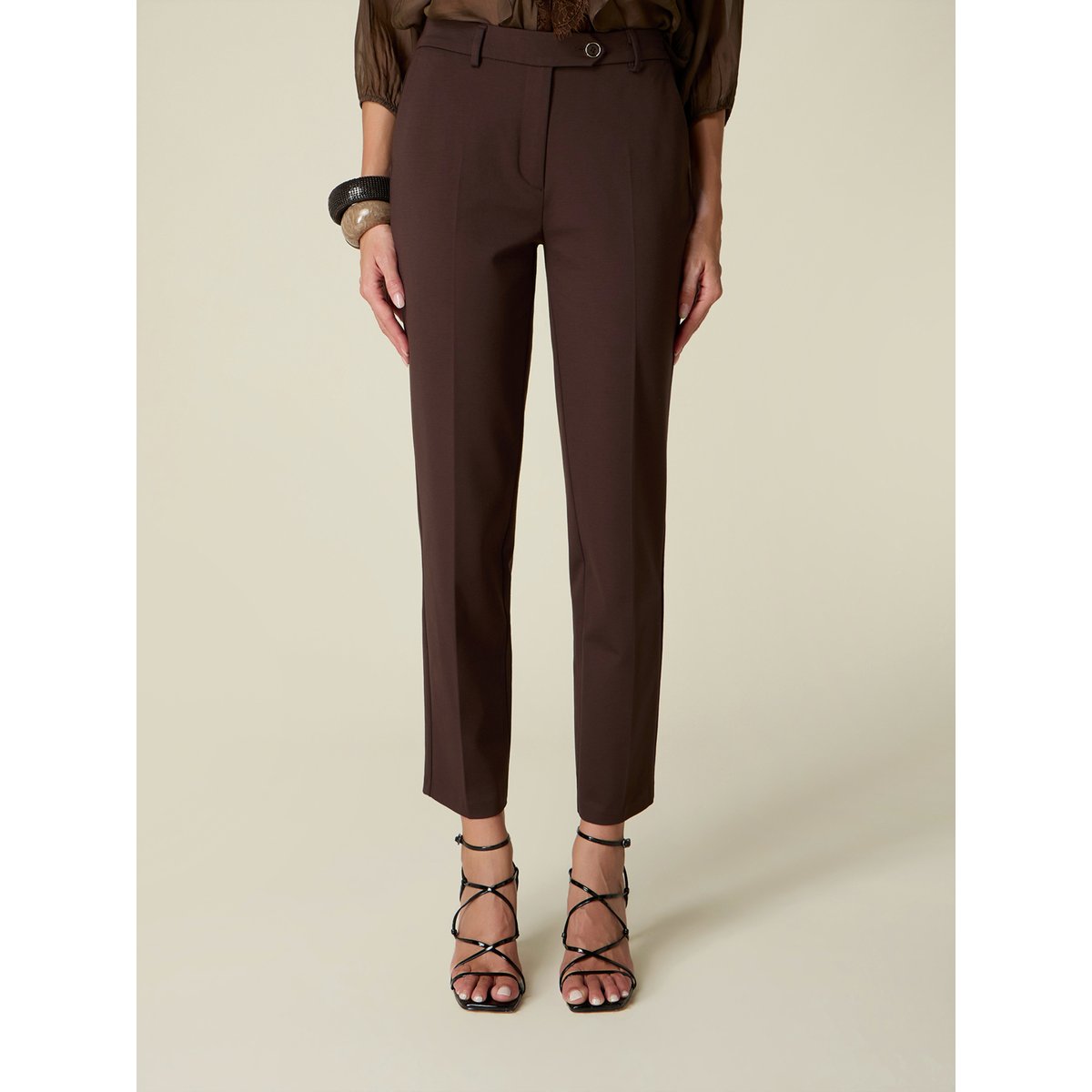 Pantalon cigarette marron, OLTRE