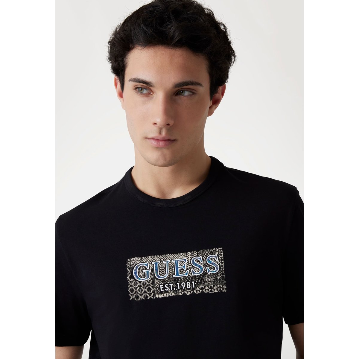 T-Shirt Logo Frontal noir, GUESS