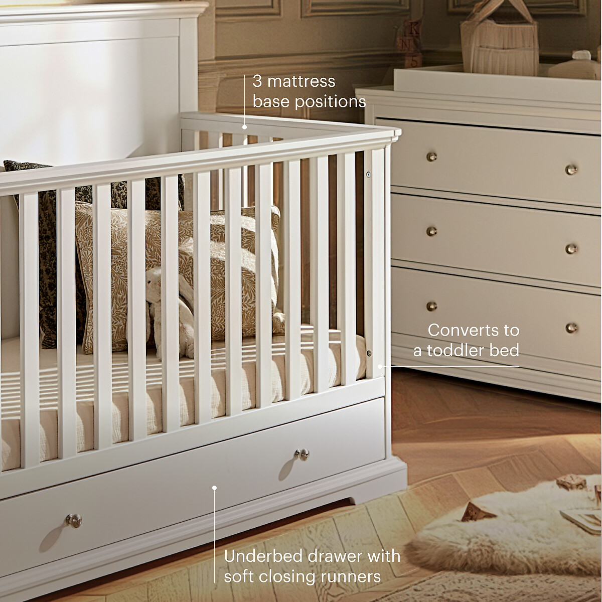 Beaumont Grand Cot Bed white, CUDDLECO