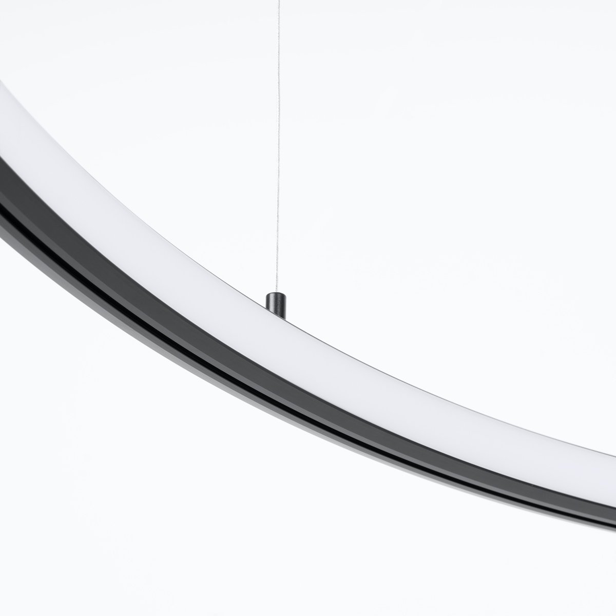 Lustre Aluminium Noir LED 1 Risa noir, EDEN