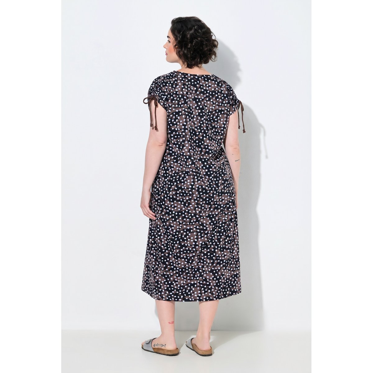 Robe longueur midi, motif à pois taupe foncé, ULLA POPKEN