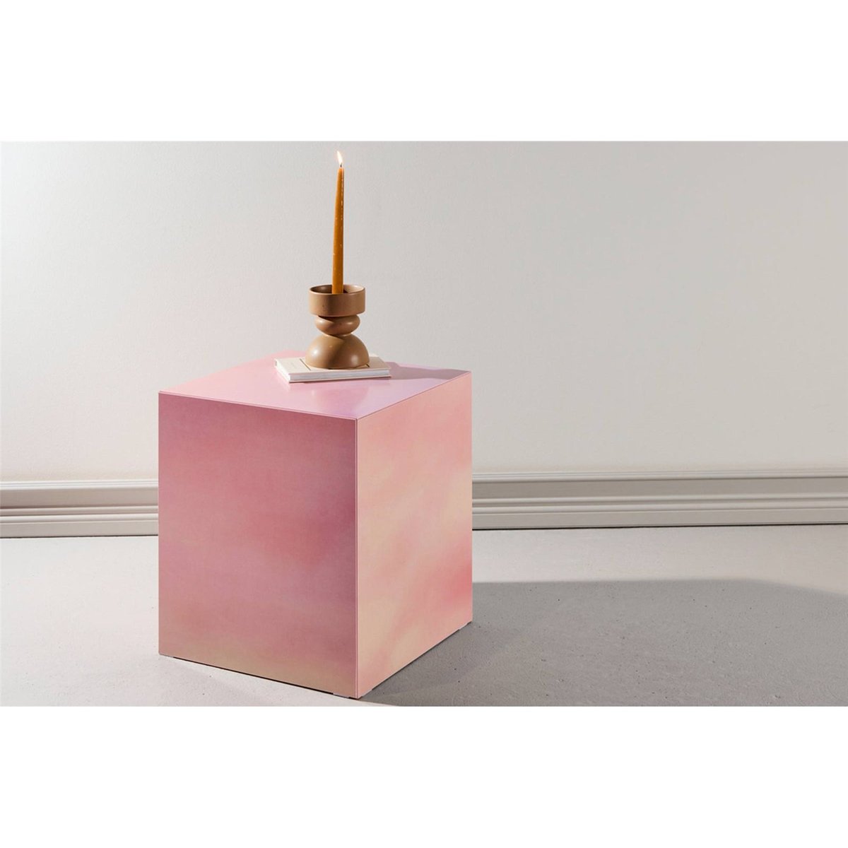 Table basse carrée en bois DISPECT rose, RECOLLECTION