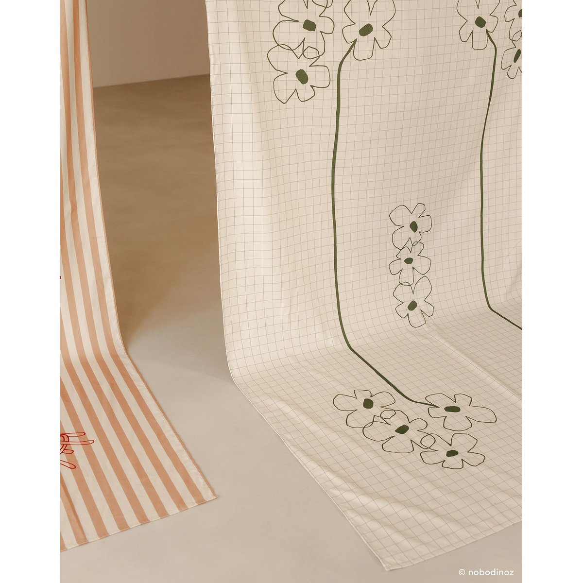 Nappe 150 x 250 cm jardin vert, NOBODINOZ