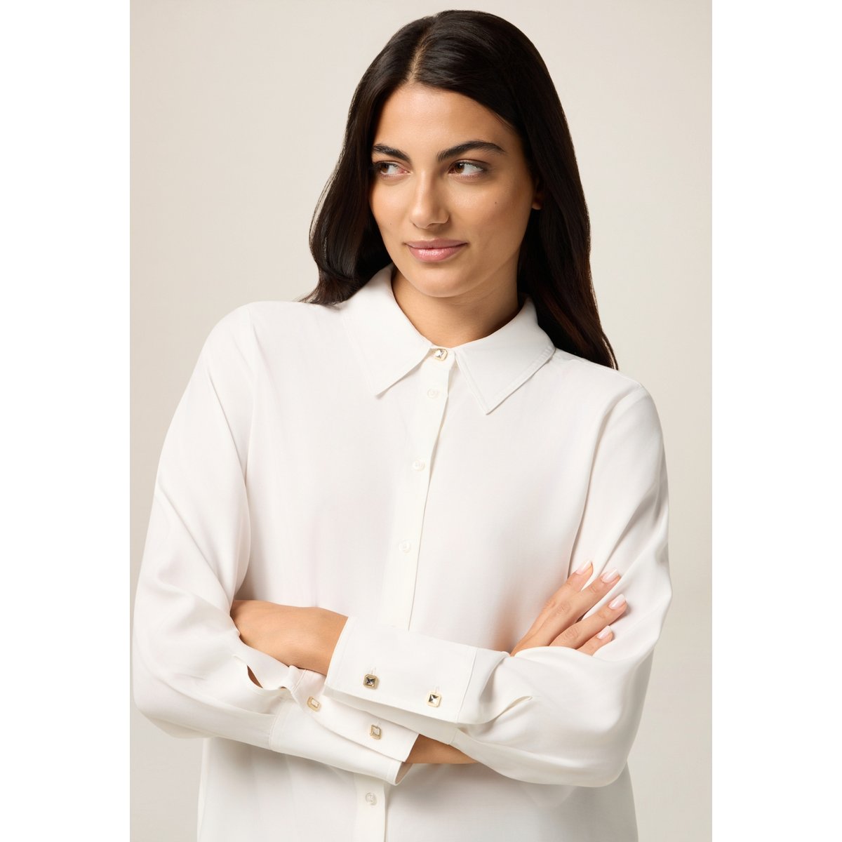 Chemise blanc, OLTRE