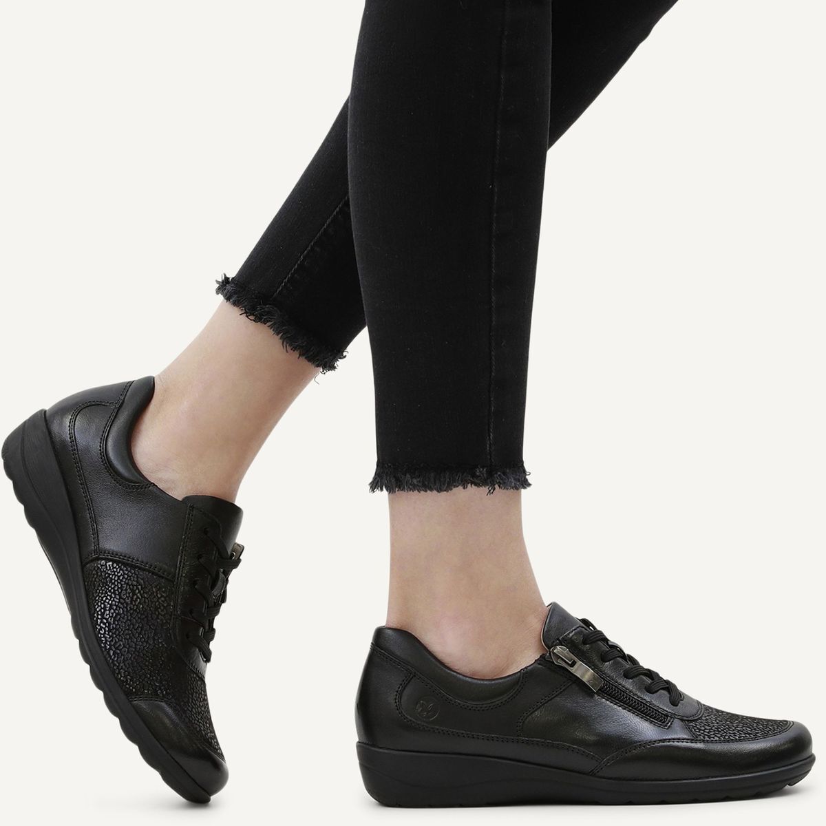 Basket à lacets noir zèbre, CAPRICE