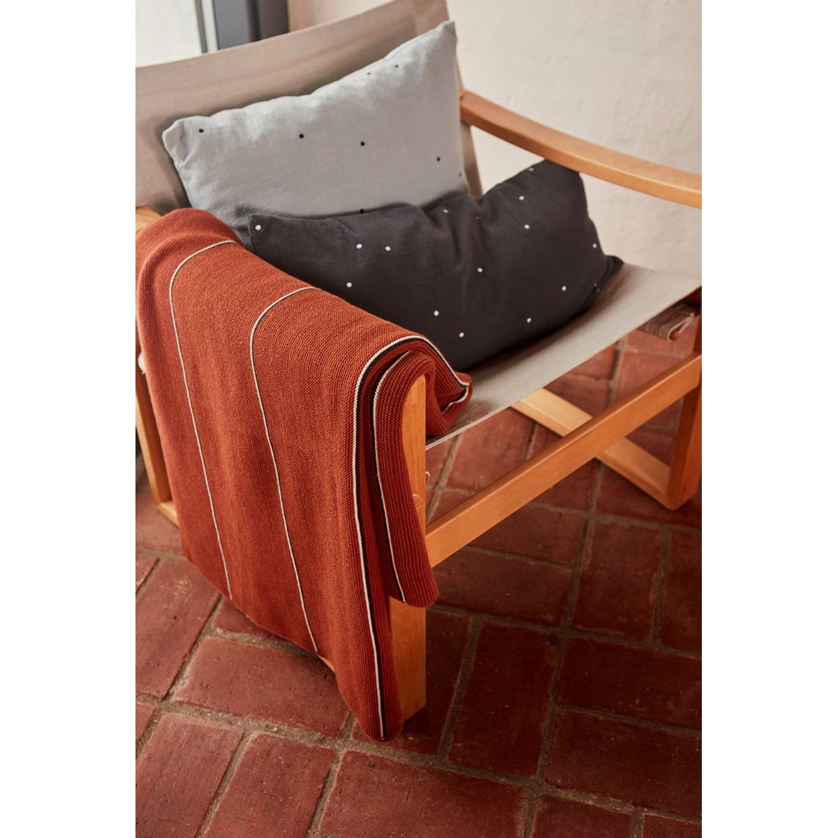 Couverture en coton à rayures LIVING rouge, OYOY LIVING DESIGN