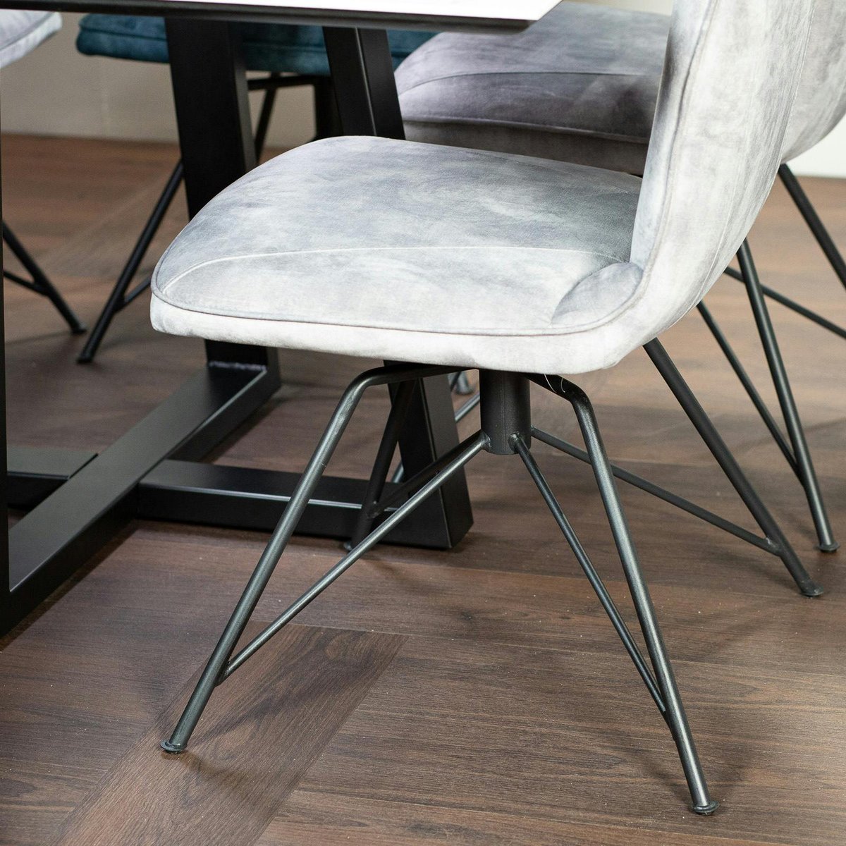 Chaise pivotante en velours (lot de 2) OKA gris, PIER IMPORT
