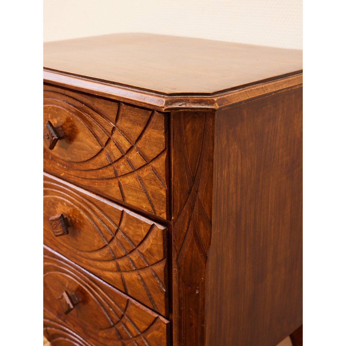 Table de chevet Art déco Maïa N°1579 - Bon état bois clair, DEBONGOUT