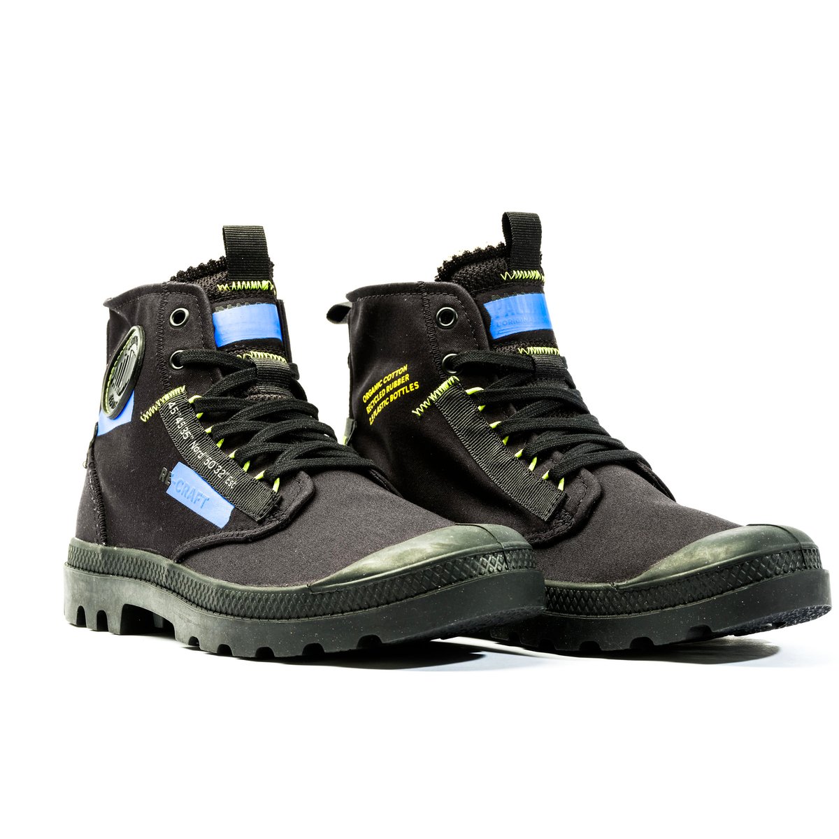Baskets montantes en toile PAMPA HI RE-CRAFT noir, PALLADIUM