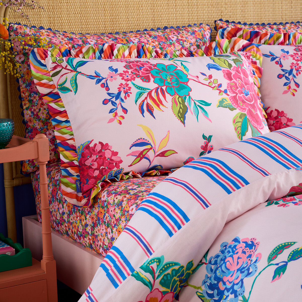 Flourish Floral 100% Cotton Reversible Duvet Cover Set multi-coloured, SOPHIE ROBINSON