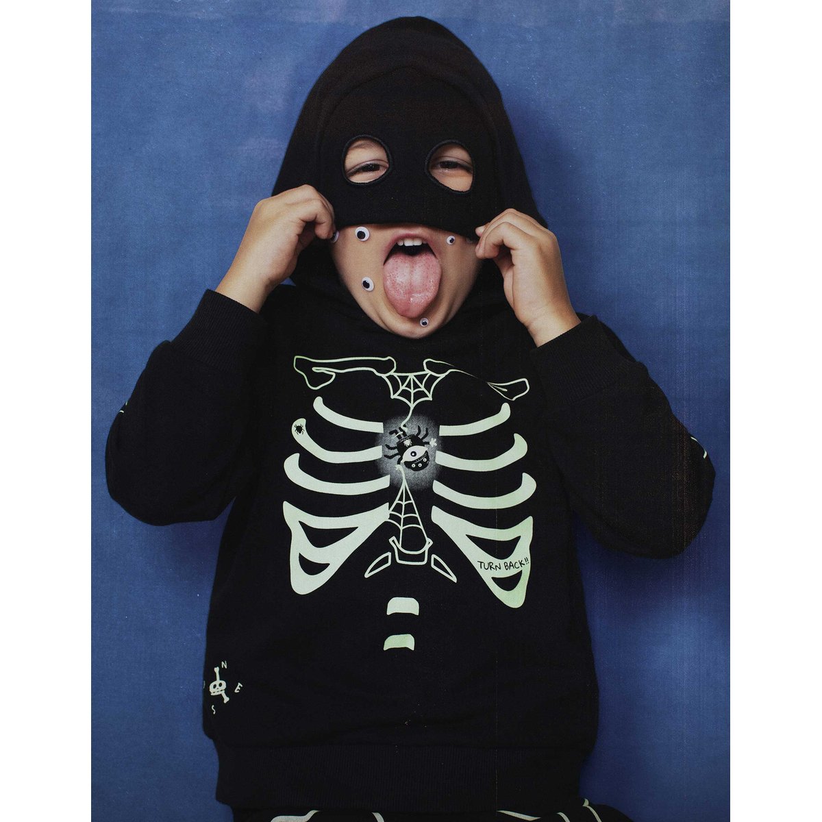 Sweat à capuche avec imprimé qui brille dans le noir noir, ZIPPY