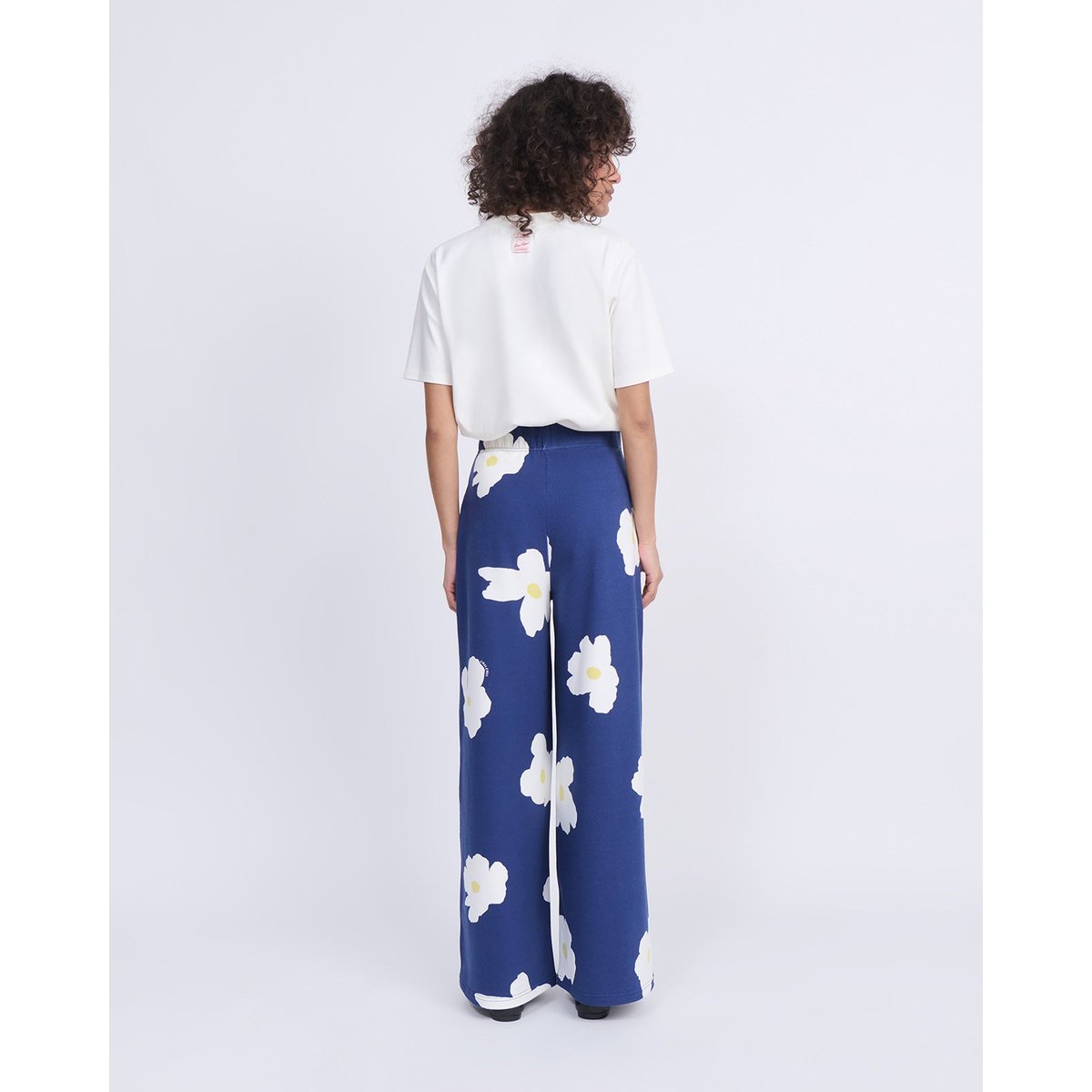 Pantalon en coton bio grandes fleurs bleu encre, EMOI EMOI