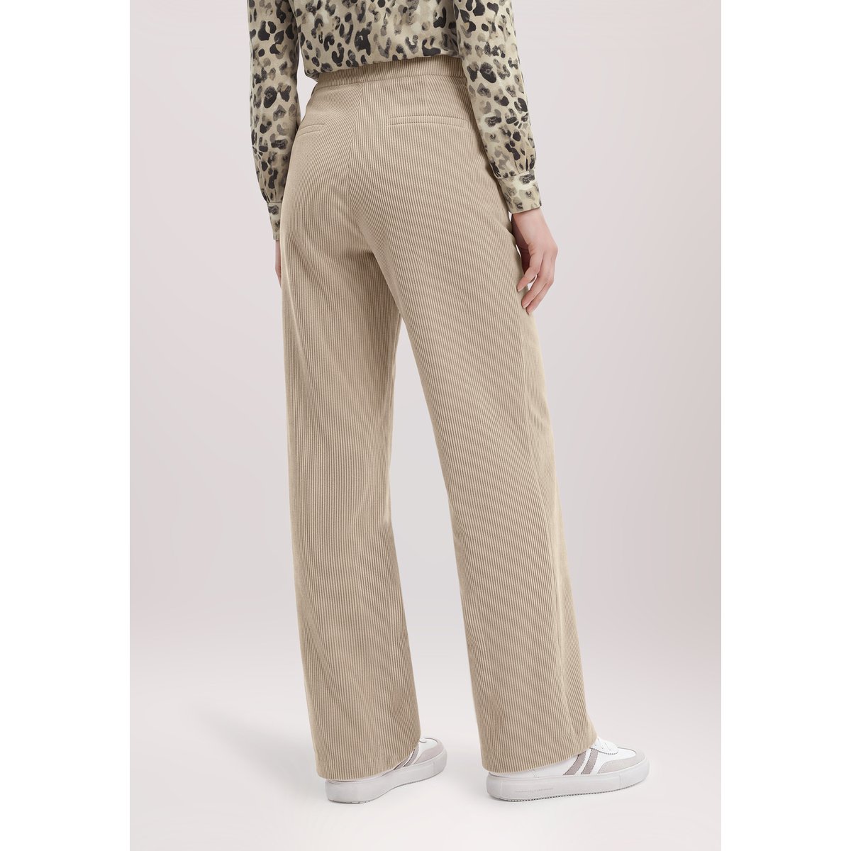 Pantalon à enfiler à poches extérieures taupe, BETTY BARCLAY
