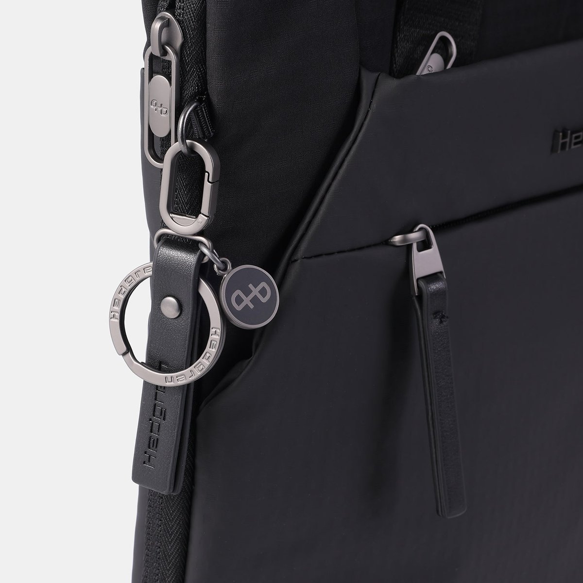 Cabas vertical extensible avec protection RFID black, HEDGREN