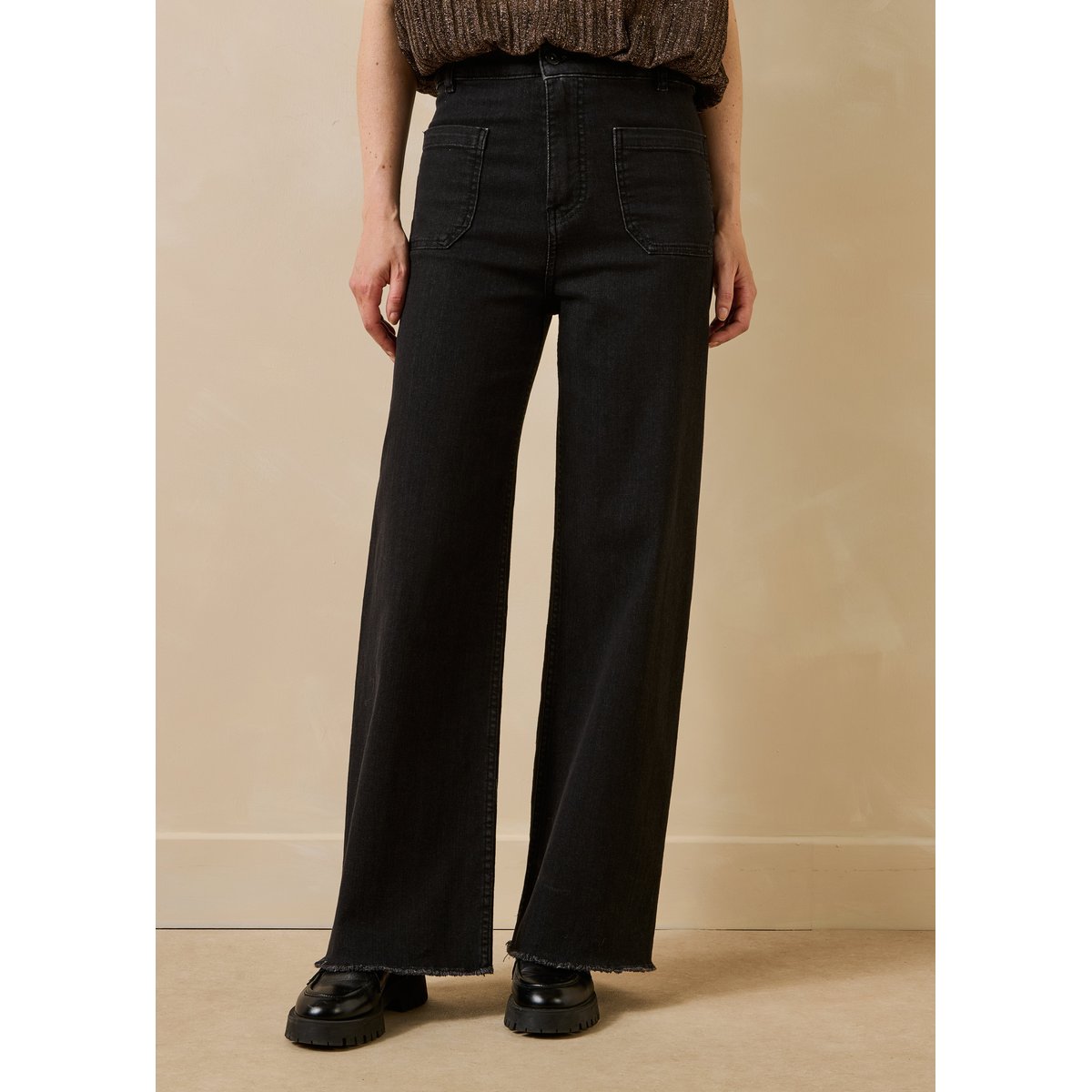 Jean flare taille haute en coton biologique noir, LA FEE MARABOUTEE