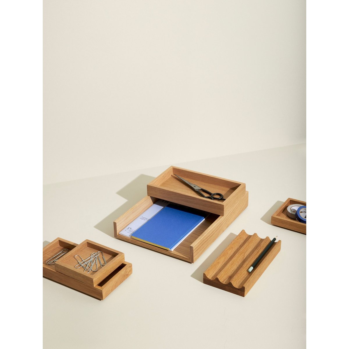 Boîte de rangement en placage de chêne et bois de chêne STAPLE naturel, HUBSCH